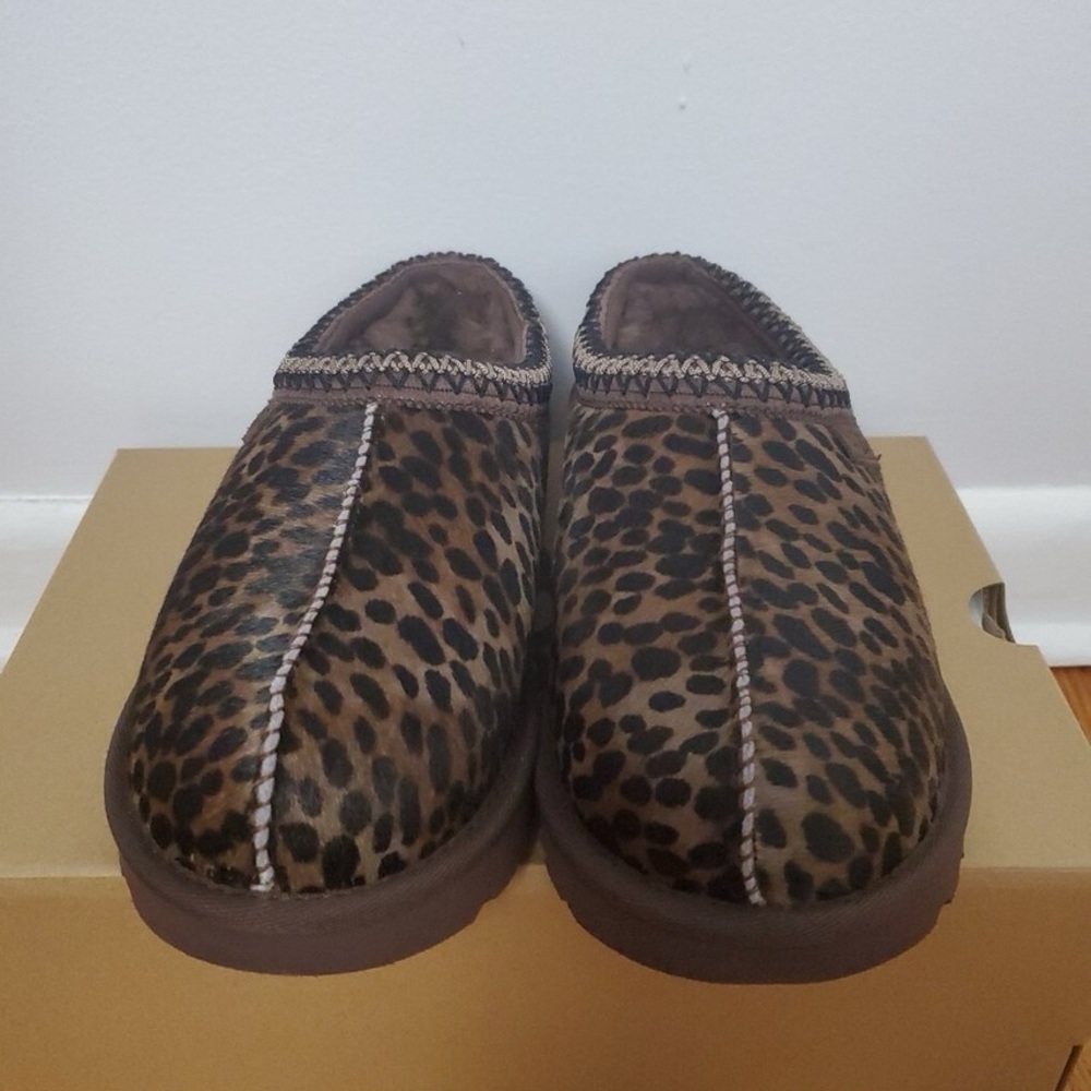 NEW UGG Tasman slipper size 8